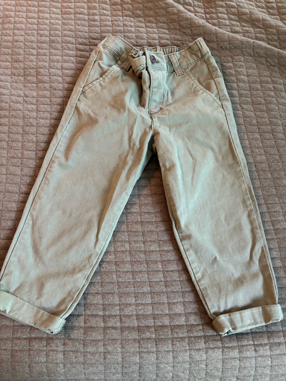 Old Navy olive green chino khakis pull on size 2T